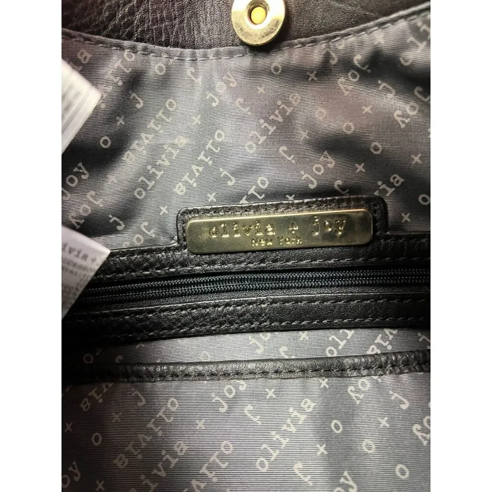 NWOT Olivia + Joy faux pebbled leather shoulder/hobo bag